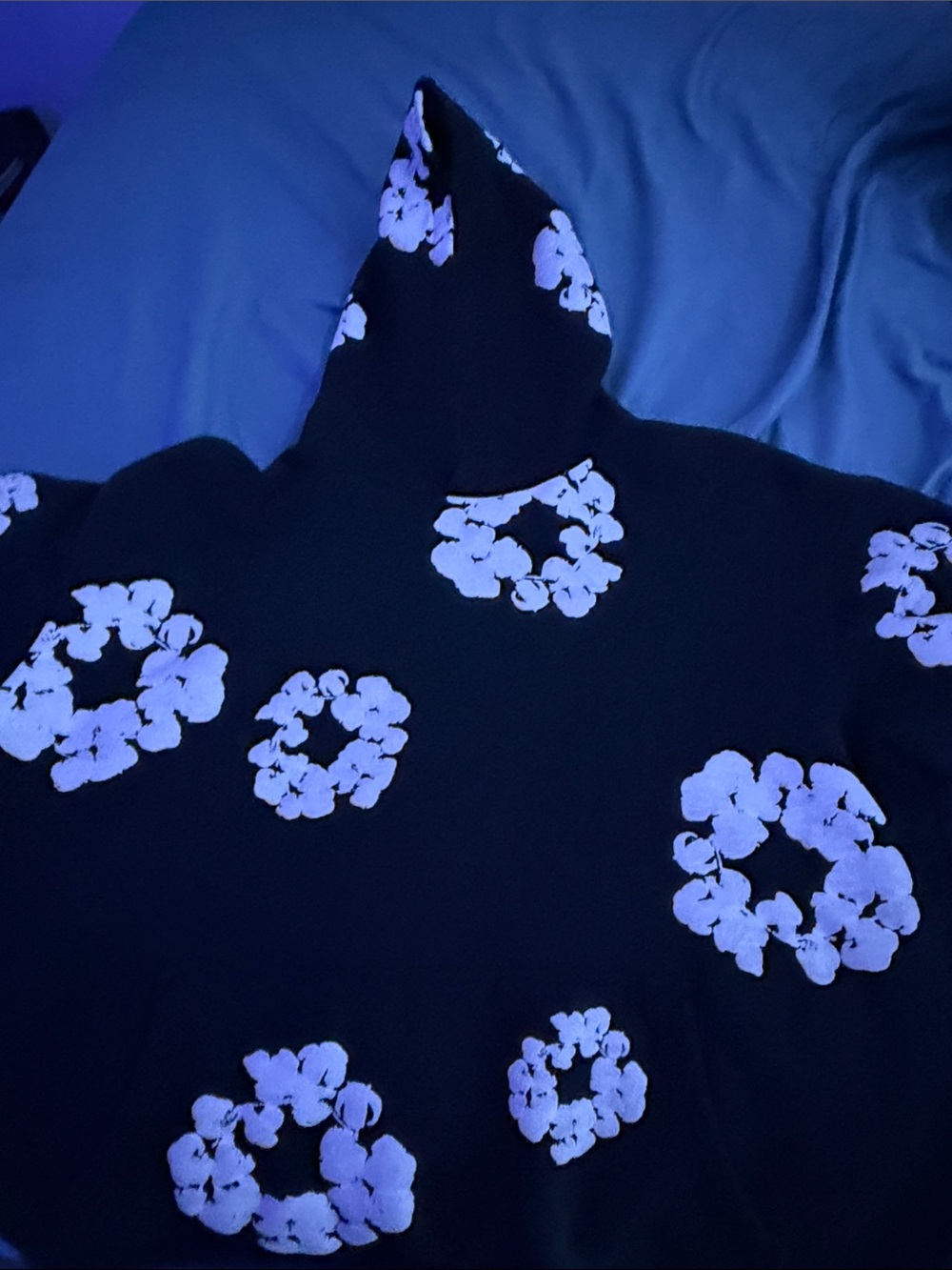 Black Floral Pattern Hooded Women's Sweater
